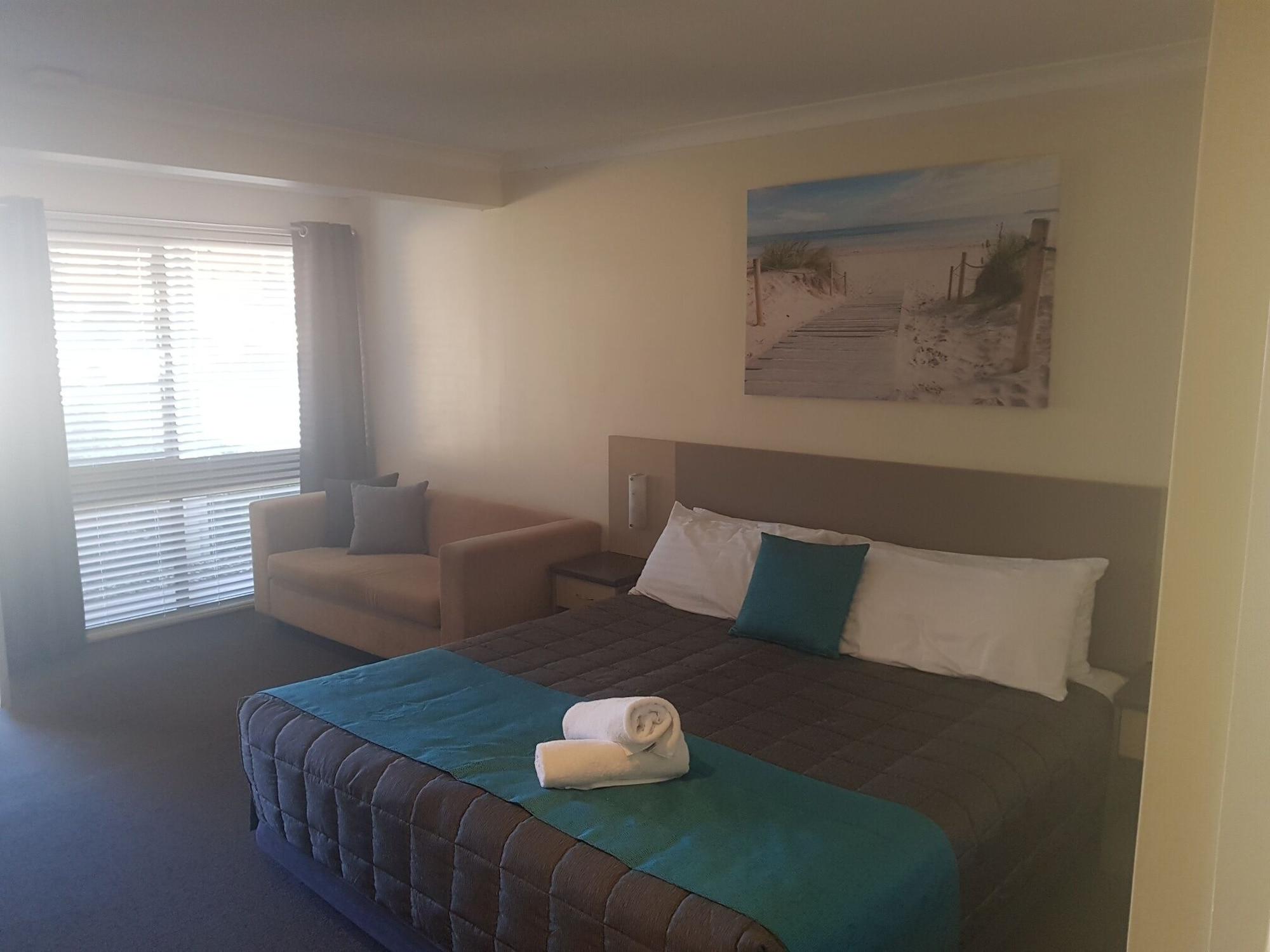 Caravilla Motor Inn Taree Exterior photo