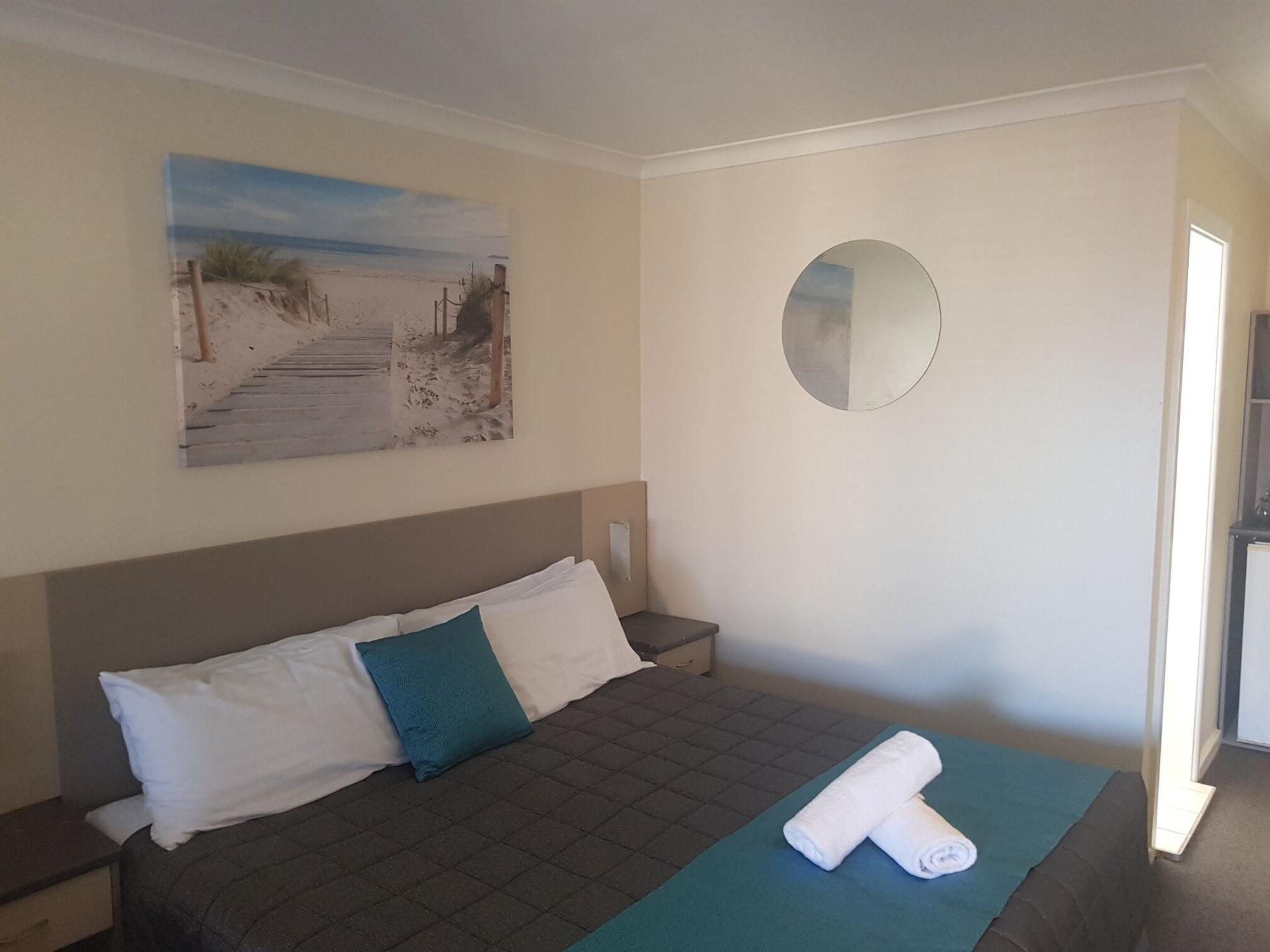 Caravilla Motor Inn Taree Exterior photo